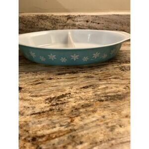 Vintage 1950s Pyrex Turquoise Snowflake Divided 1.5 Qt Casserole Dish Only